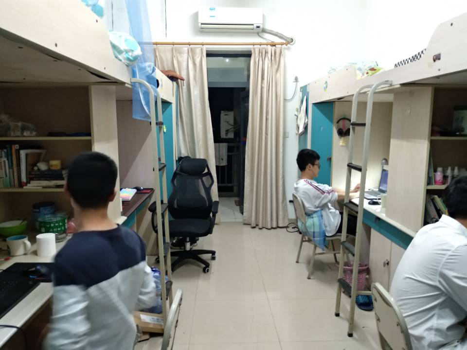重庆大学大数据与软件学院2015级第二次寝室清洁卫生评分活动